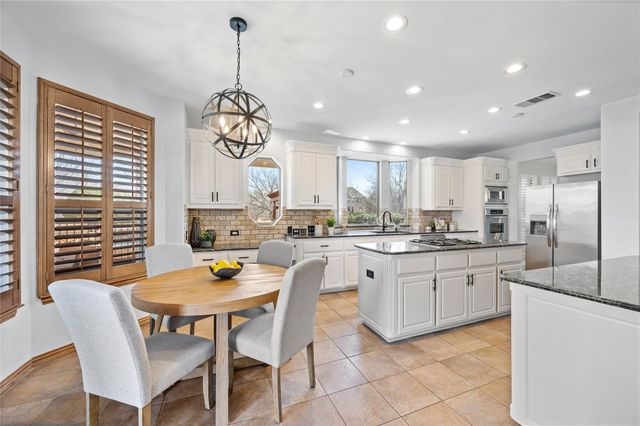 705 Landsbury Court, Keller, TX 76248