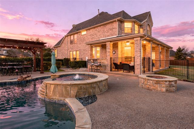 705 Landsbury Court, Keller, TX 76248
