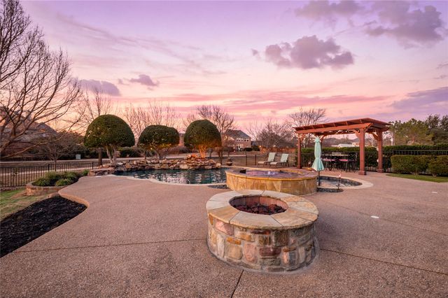 705 Landsbury Court, Keller, TX 76248
