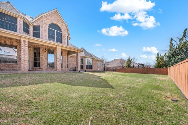 705 Landsbury Court, Keller, TX 76248