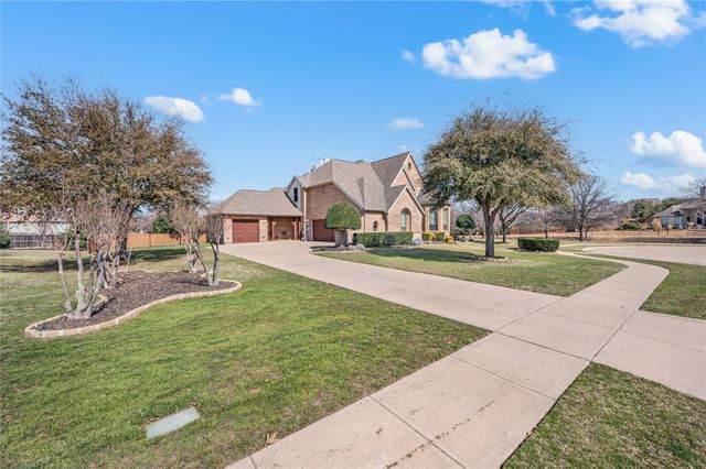 705 Landsbury Court, Keller, TX 76248