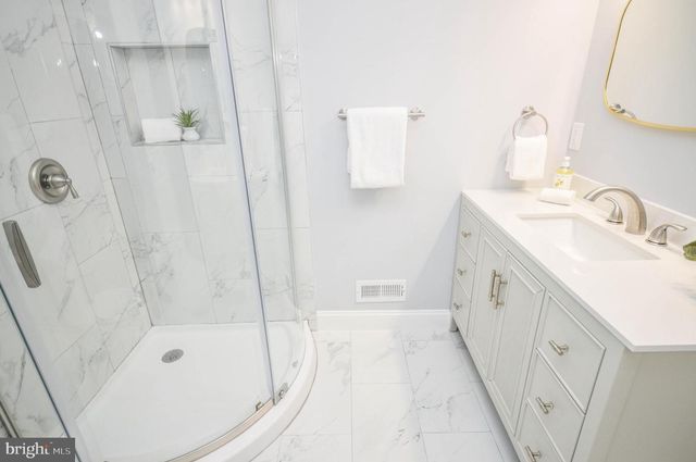 2807 BELLEVIEW, Landover, MD 20785