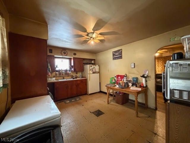 4749 Eagle Creek Road, Leavittsburg, OH 44430