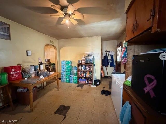 4749 Eagle Creek Road, Leavittsburg, OH 44430