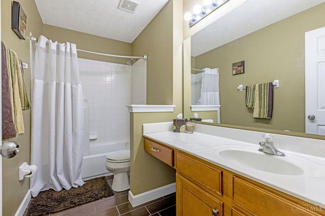 1261 Pond Ridge Circle, Ross Twp, OH 45013