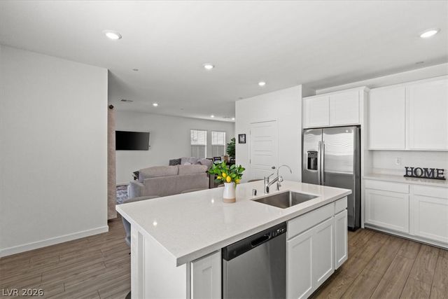 541 Preston Crest Street, Henderson, NV 89011