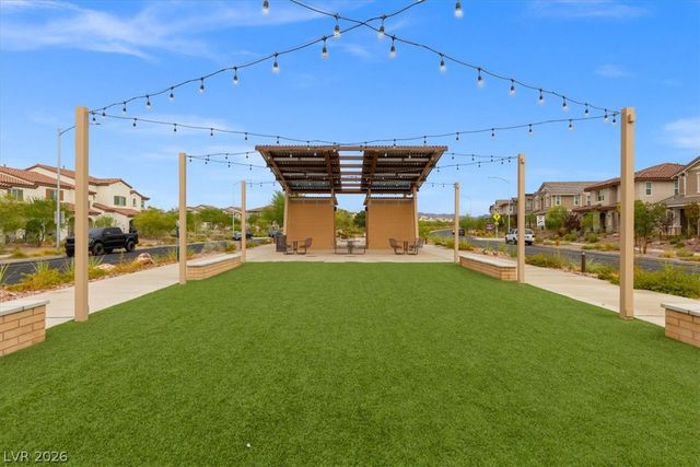 541 Preston Crest Street, Henderson, NV 89011