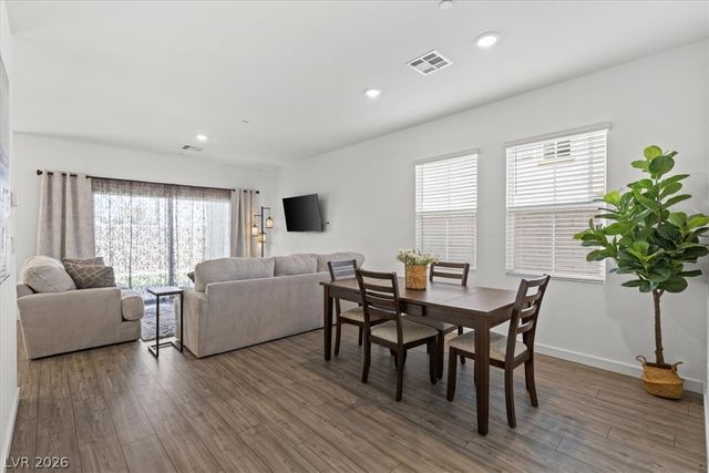 541 Preston Crest Street, Henderson, NV 89011