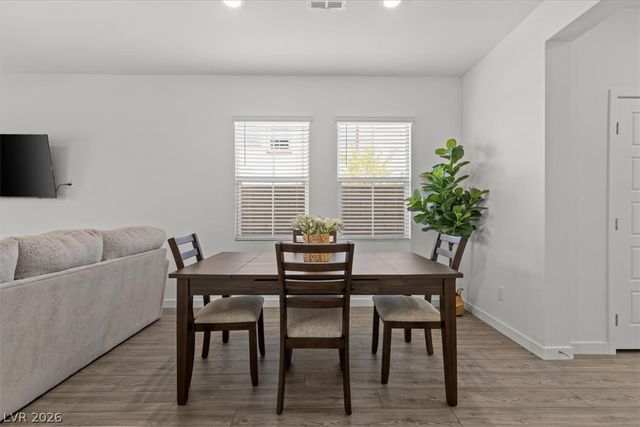 541 Preston Crest Street, Henderson, NV 89011