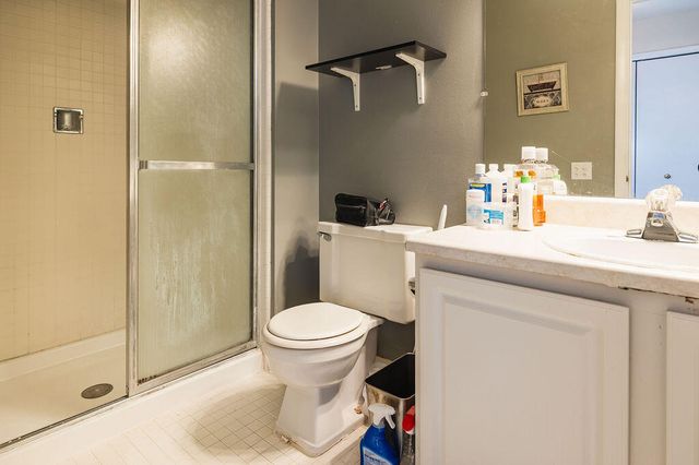 16260 Mayfair Dr. Drive 102, Southfield, MI 48075