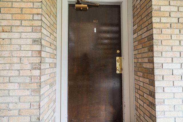 16260 Mayfair Dr. Drive 102, Southfield, MI 48075