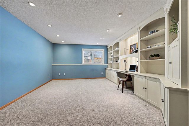 8489 Bryce Court, Inver Grove Heights, MN 55076