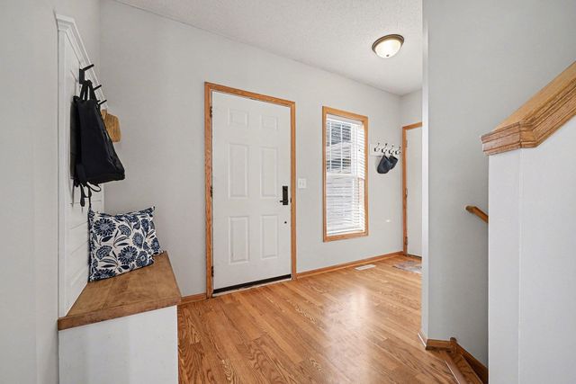 8489 Bryce Court, Inver Grove Heights, MN 55076