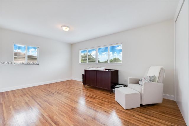 9975 SW 85th St, Miami, FL 33173