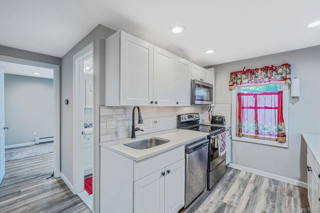 15 Lafayette Drive, Shirley, NY 11967