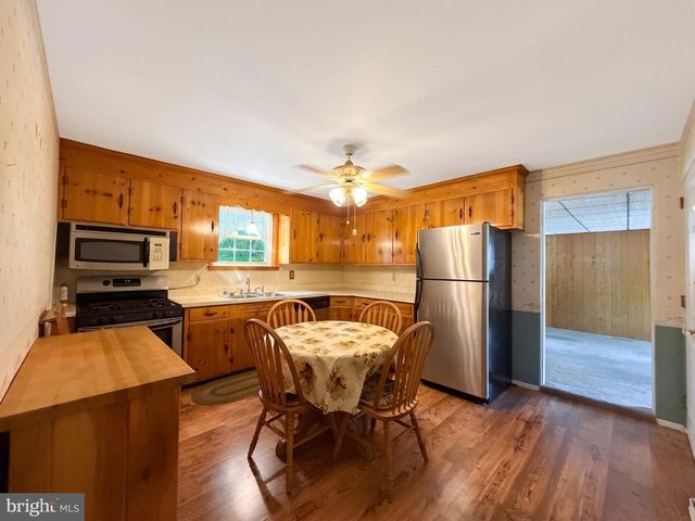 9421 E SPRINGFIELD, Seven Valleys, PA 17360