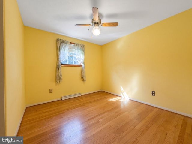 9421 E SPRINGFIELD, Seven Valleys, PA 17360