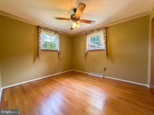 9421 E SPRINGFIELD, Seven Valleys, PA 17360