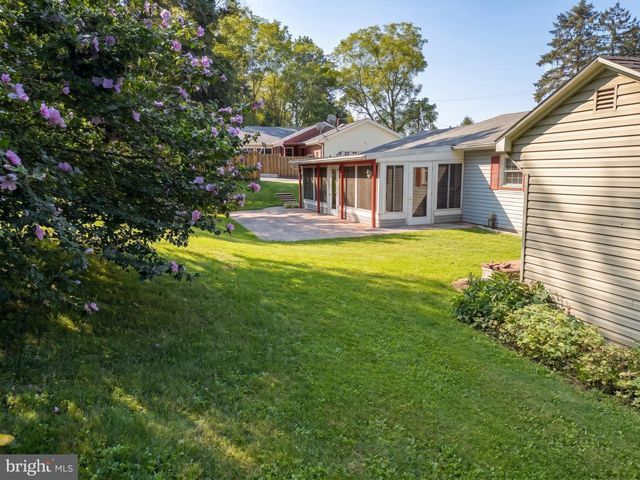 9421 E SPRINGFIELD, Seven Valleys, PA 17360