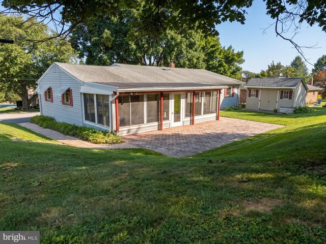9421 E SPRINGFIELD, Seven Valleys, PA 17360