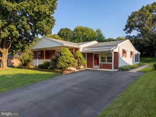 9421 E SPRINGFIELD, Seven Valleys, PA 17360