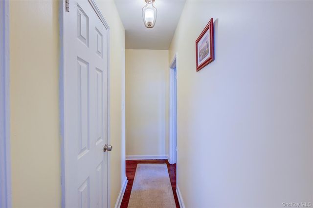 215-40 47th Avenue 3A, Bayside, NY 11361