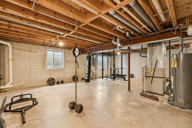 2410 Miriam Avenue, Zion, IL 60099