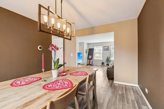 2410 Miriam Avenue, Zion, IL 60099