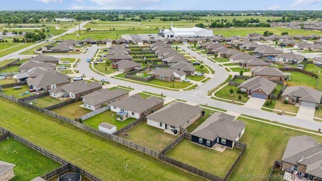 13548 N 130th East Avenue, Collinsville, OK 74021