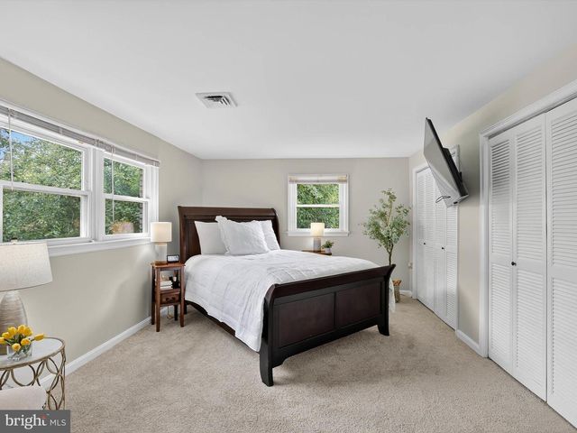 2010 LANDIS VALLEY RD, Lancaster, PA 17601