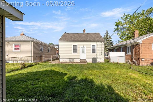 4009 Agnes Avenue, Lincoln Park, MI 48146