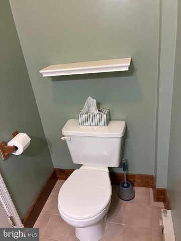 16 CATALPA CT, Martinsburg, WV 25404