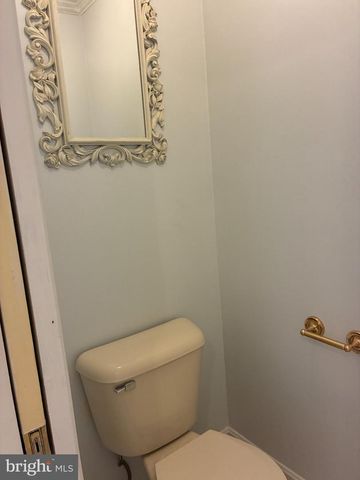 16 CATALPA CT, Martinsburg, WV 25404