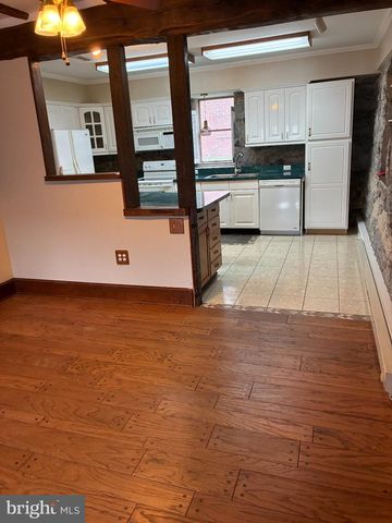 16 CATALPA CT, Martinsburg, WV 25404