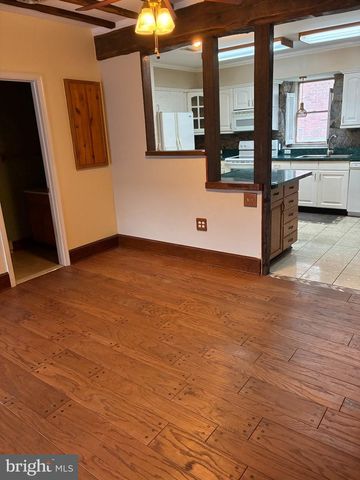 16 CATALPA CT, Martinsburg, WV 25404