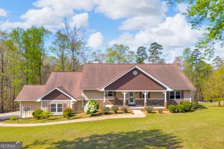 35 Villa Court, Hartwell, GA 30643