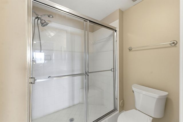 7765 Yardley Drive 107, Tamarac, FL 33321