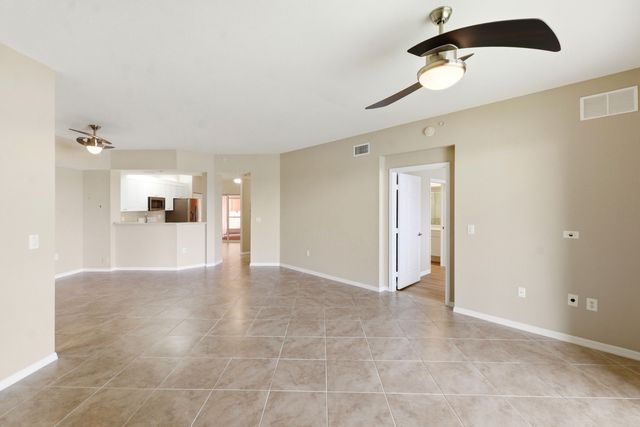 7765 Yardley Drive 107, Tamarac, FL 33321