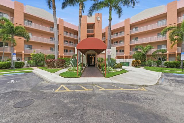 7765 Yardley Drive 107, Tamarac, FL 33321