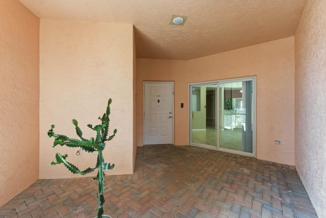 7765 Yardley Drive 107, Tamarac, FL 33321