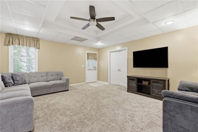 2325 Ivey Oaks Road, Cumming, GA 30041