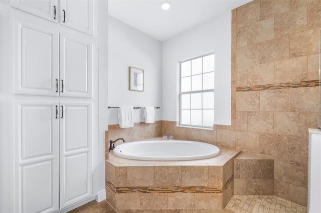 32545 SILVERCREEK WAY, Wesley Chapel, FL 33545