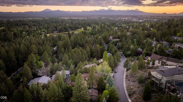 1819 SW Troon Avenue, Bend, OR 97702