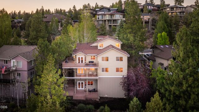 1819 SW Troon Avenue, Bend, OR 97702