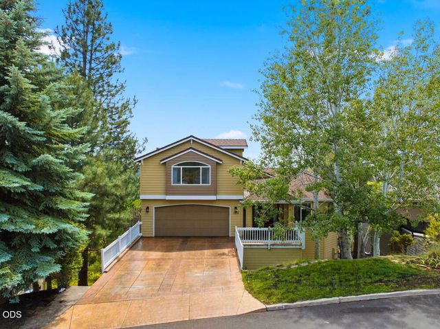 1819 SW Troon Avenue, Bend, OR 97702