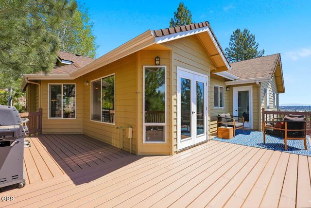 1819 SW Troon Avenue, Bend, OR 97702