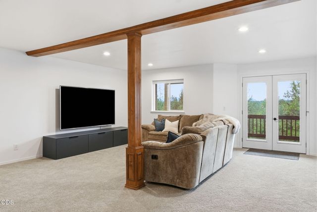 1819 SW Troon Avenue, Bend, OR 97702