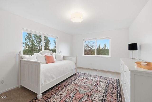 1819 SW Troon Avenue, Bend, OR 97702