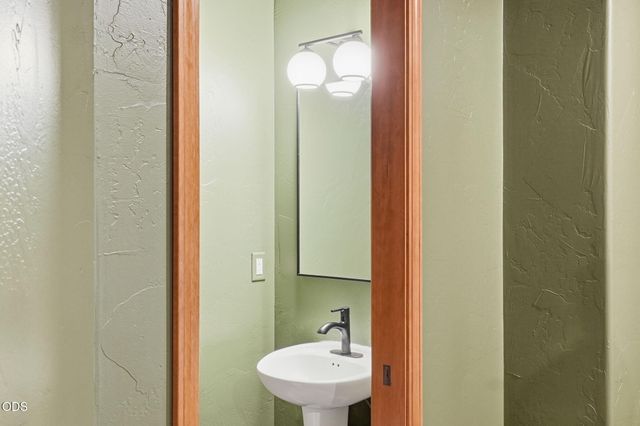 1819 SW Troon Avenue, Bend, OR 97702
