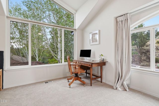 1819 SW Troon Avenue, Bend, OR 97702